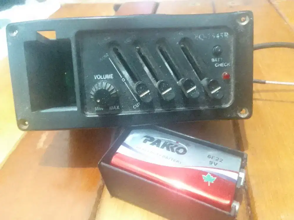 Equalizer Gitar Akustik EQ-7545R