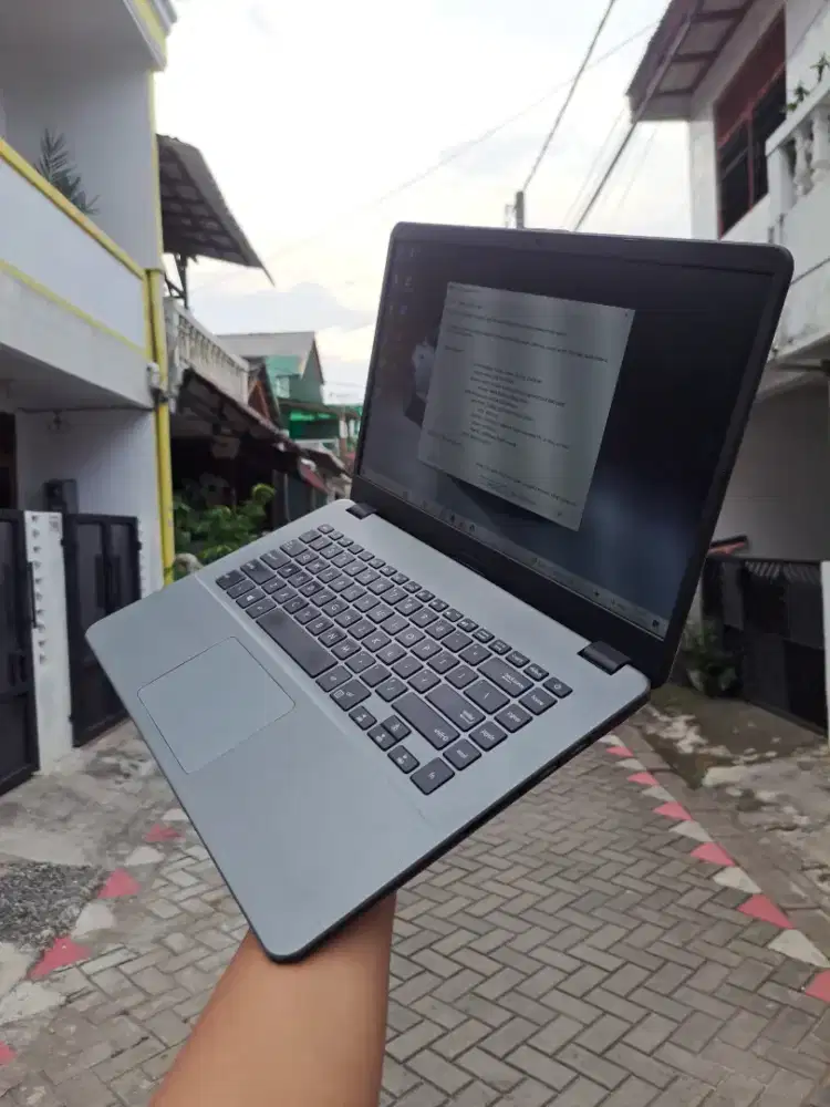 Laptop Asus X505ZA