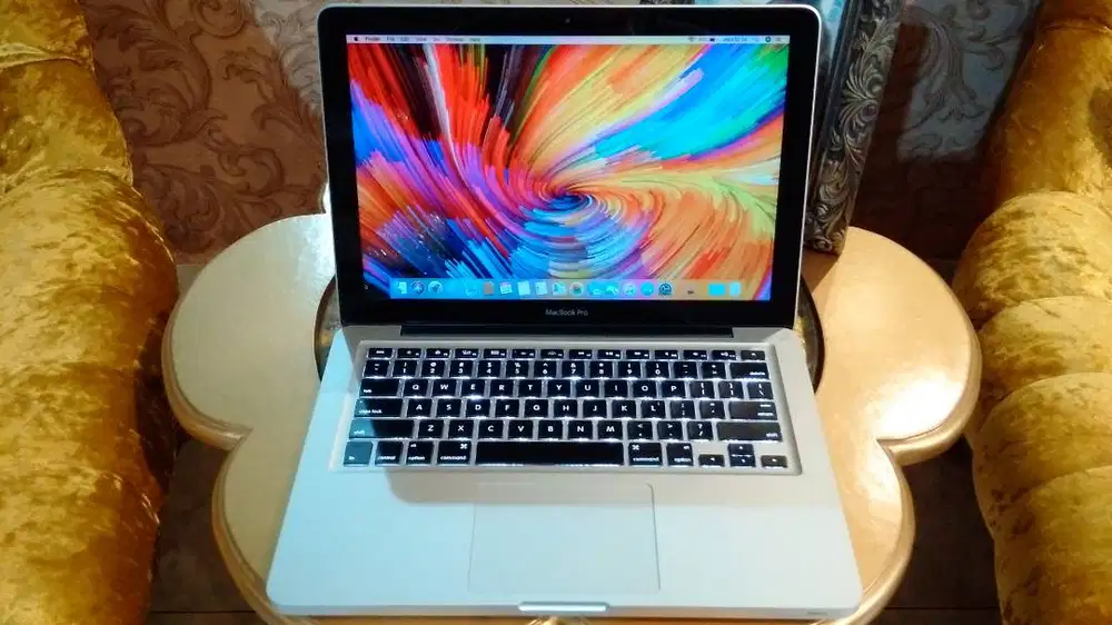 Macbook Pro 13 inch Core i7 Editing Siap Kuliah Zoom Ram 8GB SSD 512GB