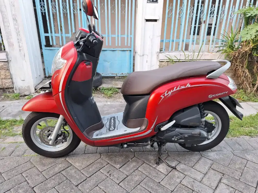 Jual scoopy 2020 kondisi sgt bagus siap pakai samsat manyar