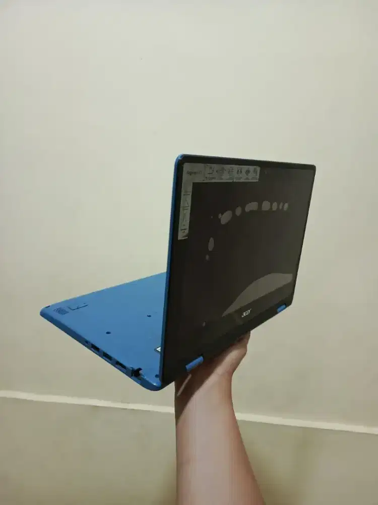 Laptop Acer Aspire R3-131T Touchscreen