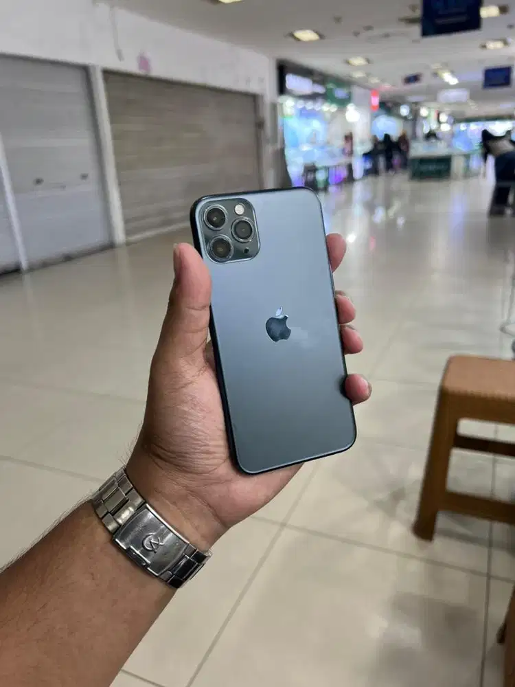 Dijual iphone 11 pro 256 Beacukai