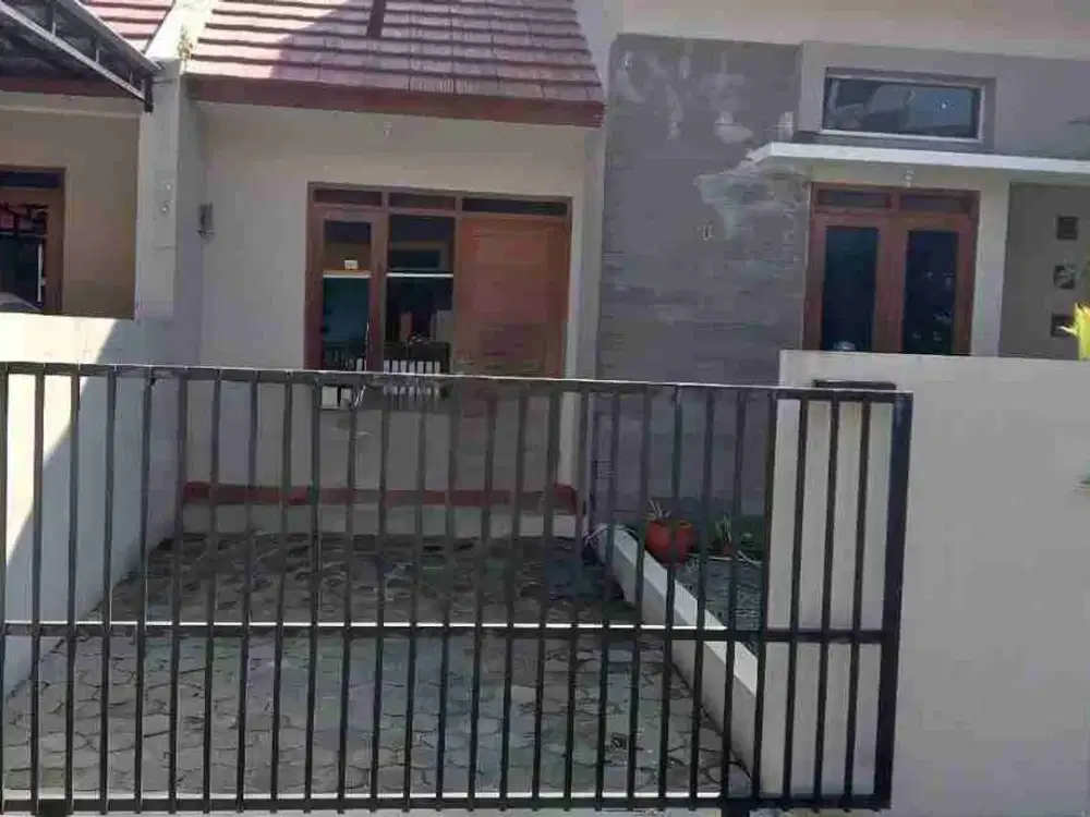 Di sewakan Rumah Di Puri Dago