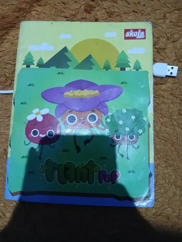 Buku Tulis Bekas Masih Banyak Halaman Kosong