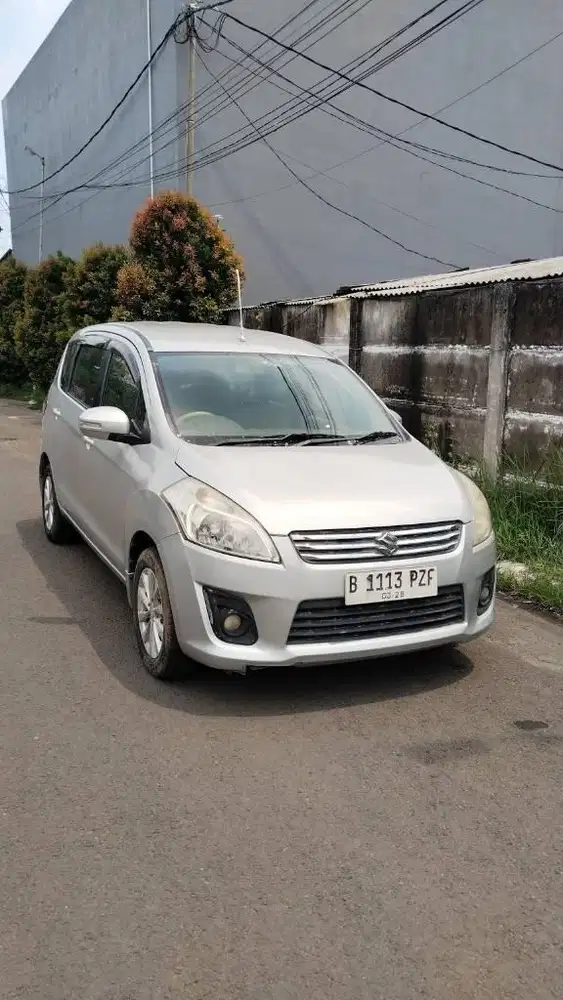 Ertiga GX Manual 2013 silver cuma 2 juta