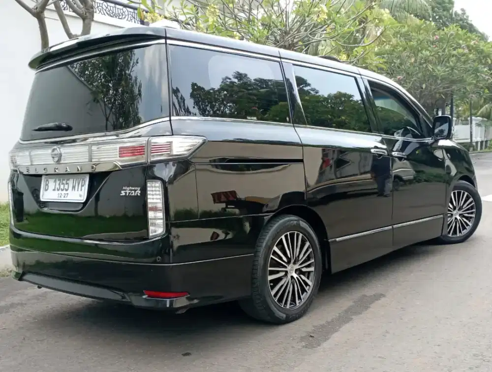 Nissan New Elgrand 2.5 HWS AT Facelift 2014 Htm Istimewa Skli Original