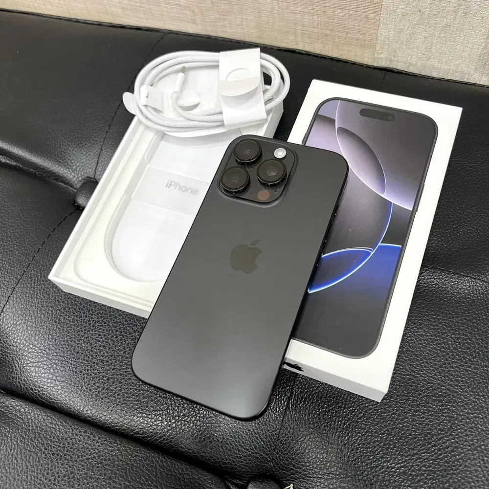 iphone 16 Pro // 128gb//black//garansi resmi 26 April 2026//BH - 100%