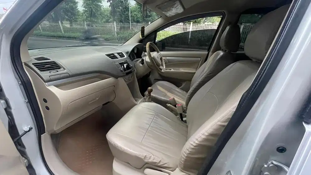 ERTIGA GL MANUAL 2015 Dp 5 Jt