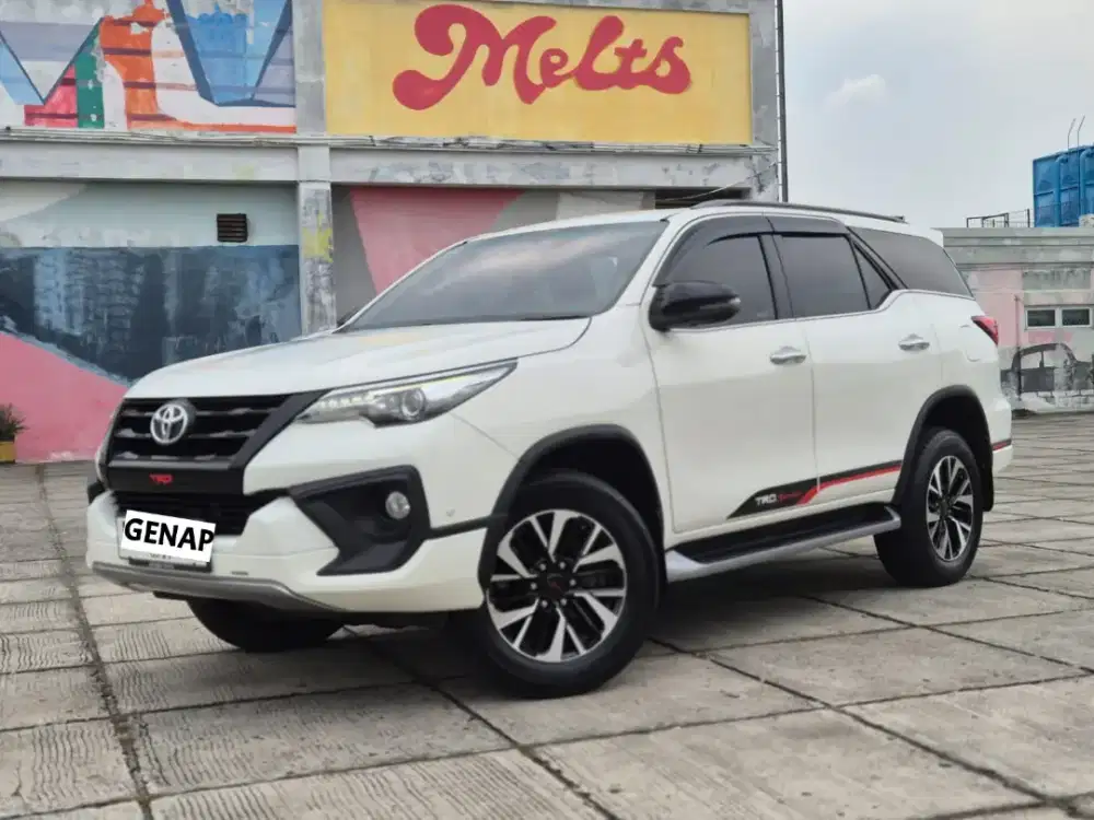 (DP cm 35jt) Low Km Fortuner VRZ TRD AT 2019 Tgn1 Good Condition