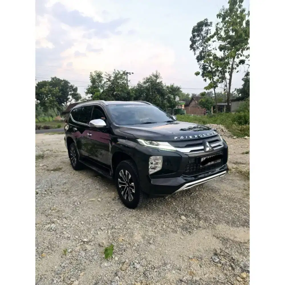 Pajero Dakar matic 4x2 tahun 2021
