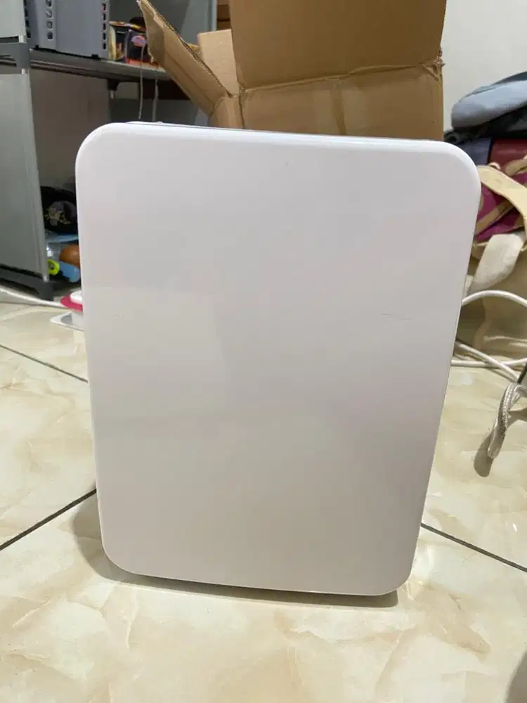 Kulkas Skincare Mini 6L