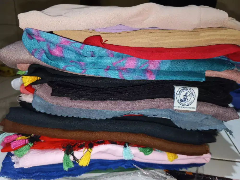 Kerudung segitiga