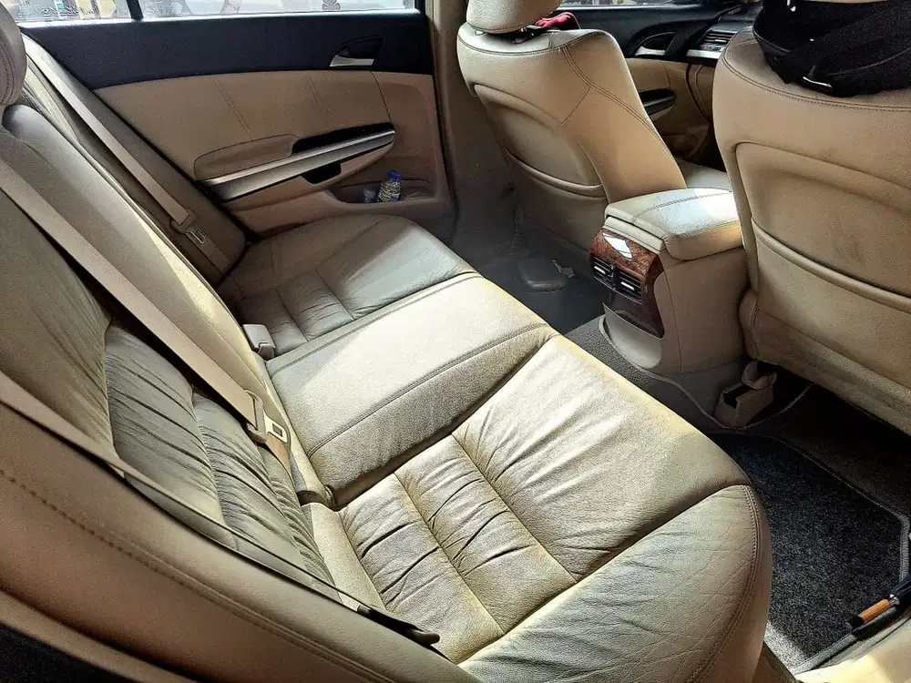 Honda Accord 2011 Bensin