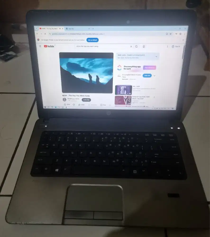 Laptop hp core i5 gen 4 dual vga,batre awet 4 jam,normal semua