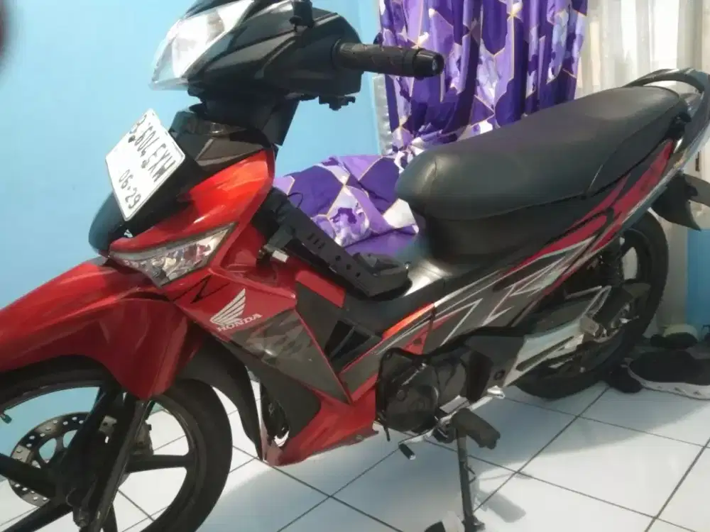 Honda supra x 125
