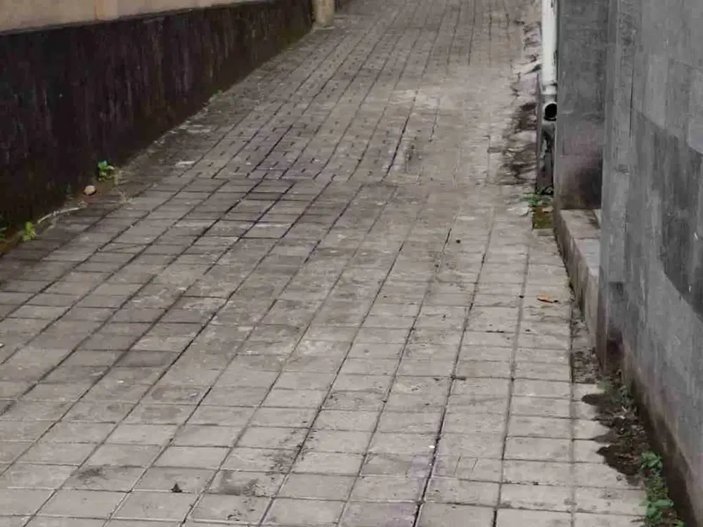 tanah dekat pantai legian kaje