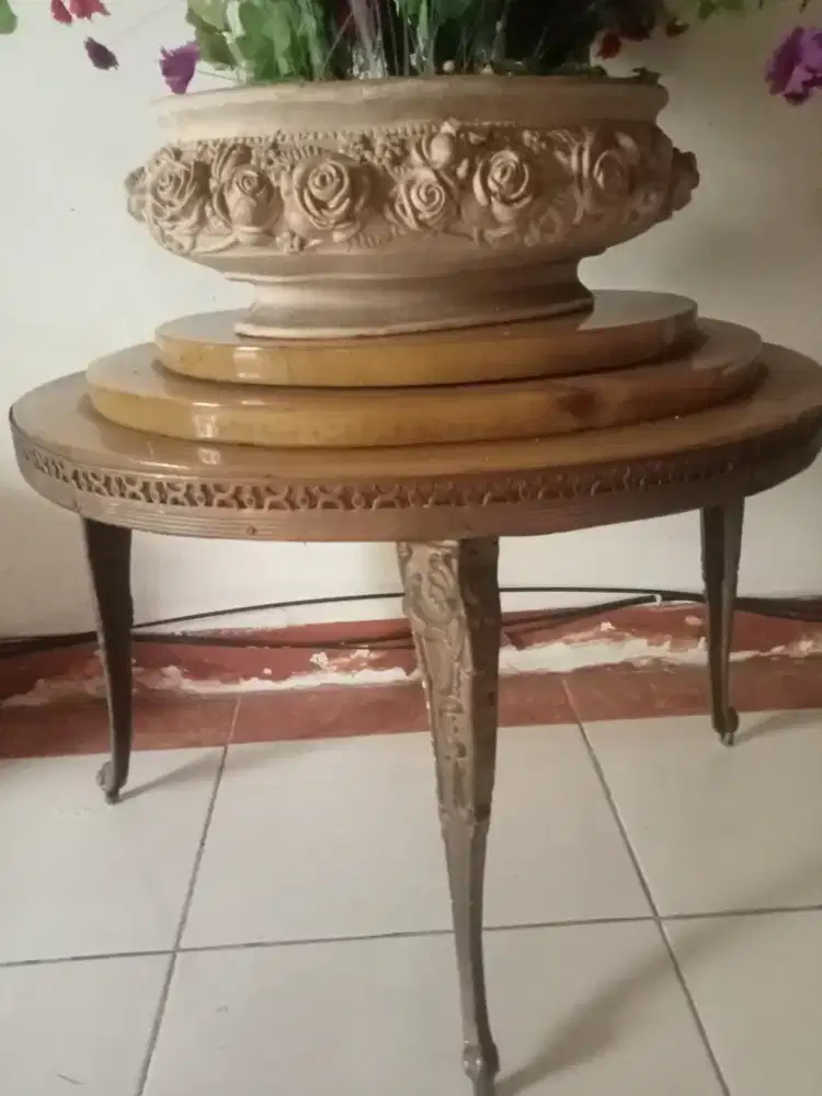 Meja Giok 3 kaki