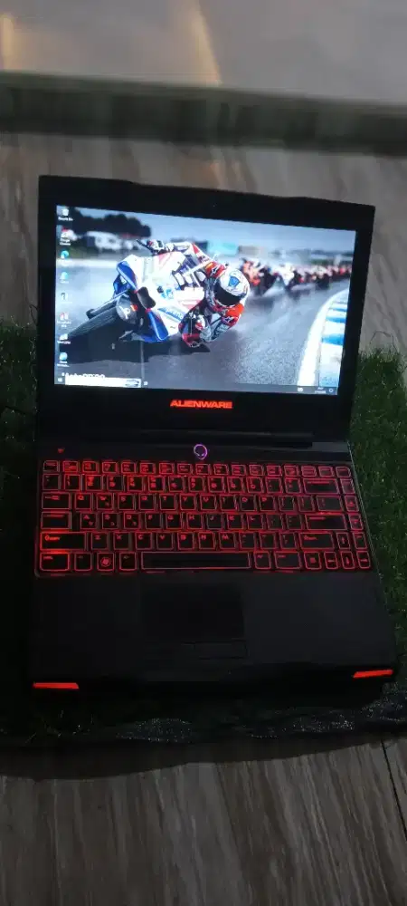 Alienware core i5 dual VGA