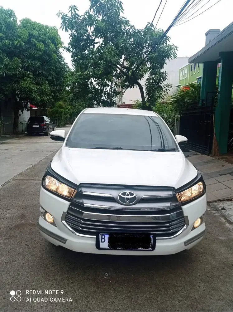 Toyota kijang innova (2019)