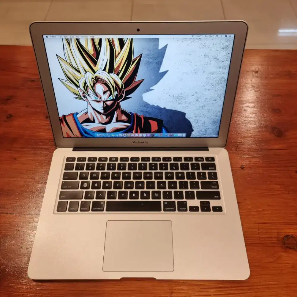 Macbook Air 13 inch ,mid 2012