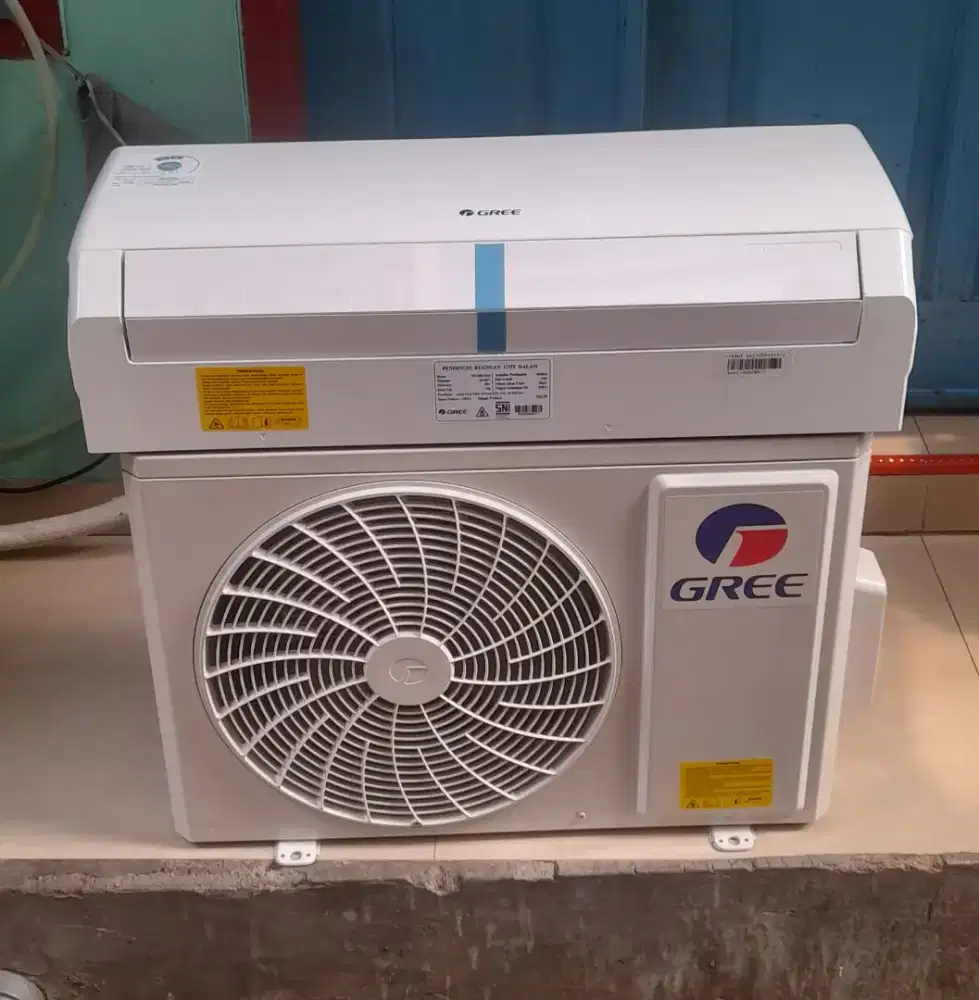 Jual ac gree 1/2 pk R32 terbaru 11 bln pakek mulus ori ful