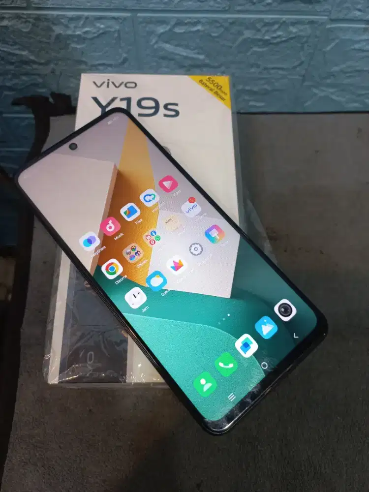 Vivo Y19s Resmi