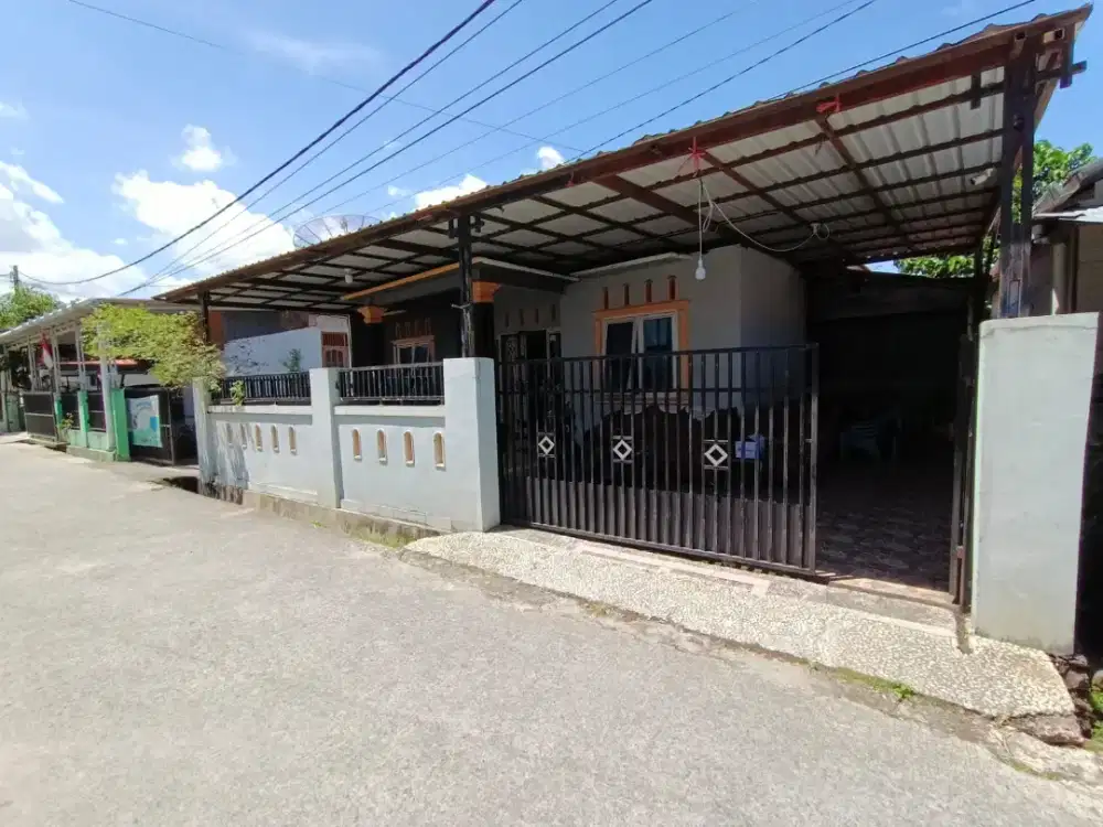 Dijual Rumah di Lokasi Strategis