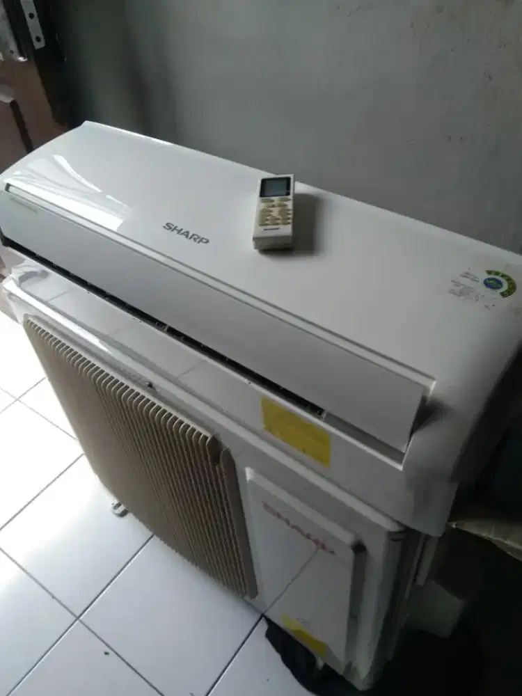 D jual ac sharp 1 pk r 32 sama pasang dan pipa 3 meter