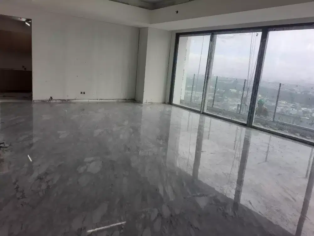 Pasang poles marmer dan traso