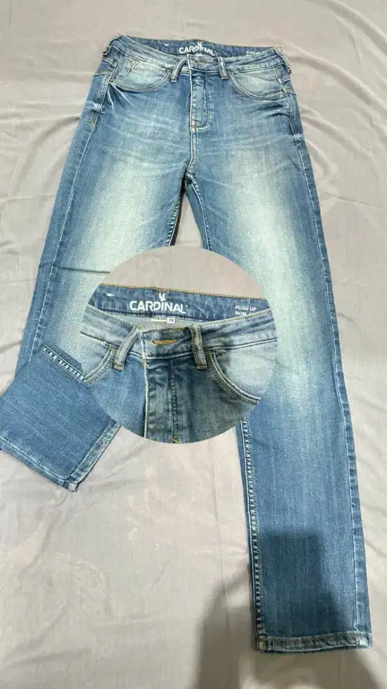 Celana jeans standar