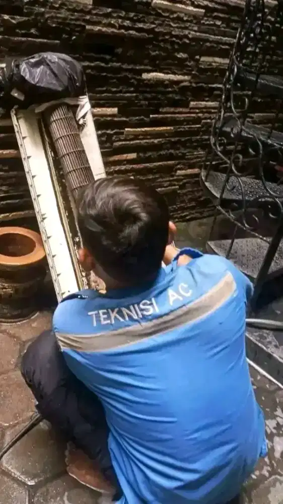 SERVICE AC/MESIN CUCI/POMPA AIR DAN LAINNYA