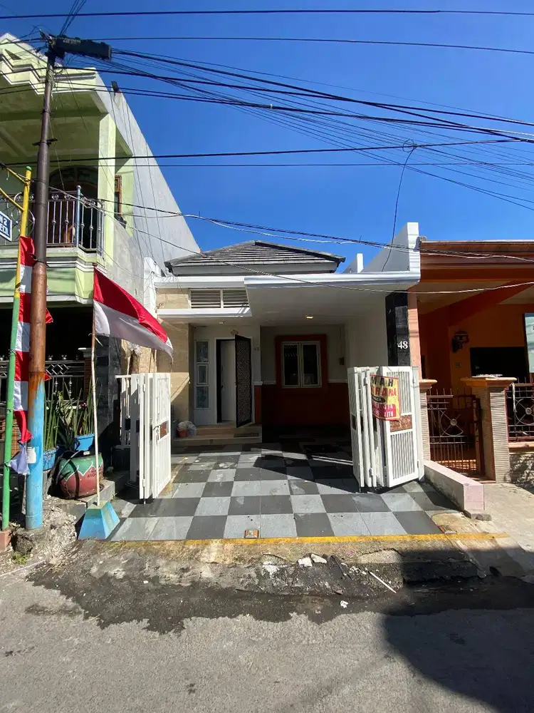 RUMAH BARU RENOVASI, DRIYOERJO . BISA DICICIL/KPR
