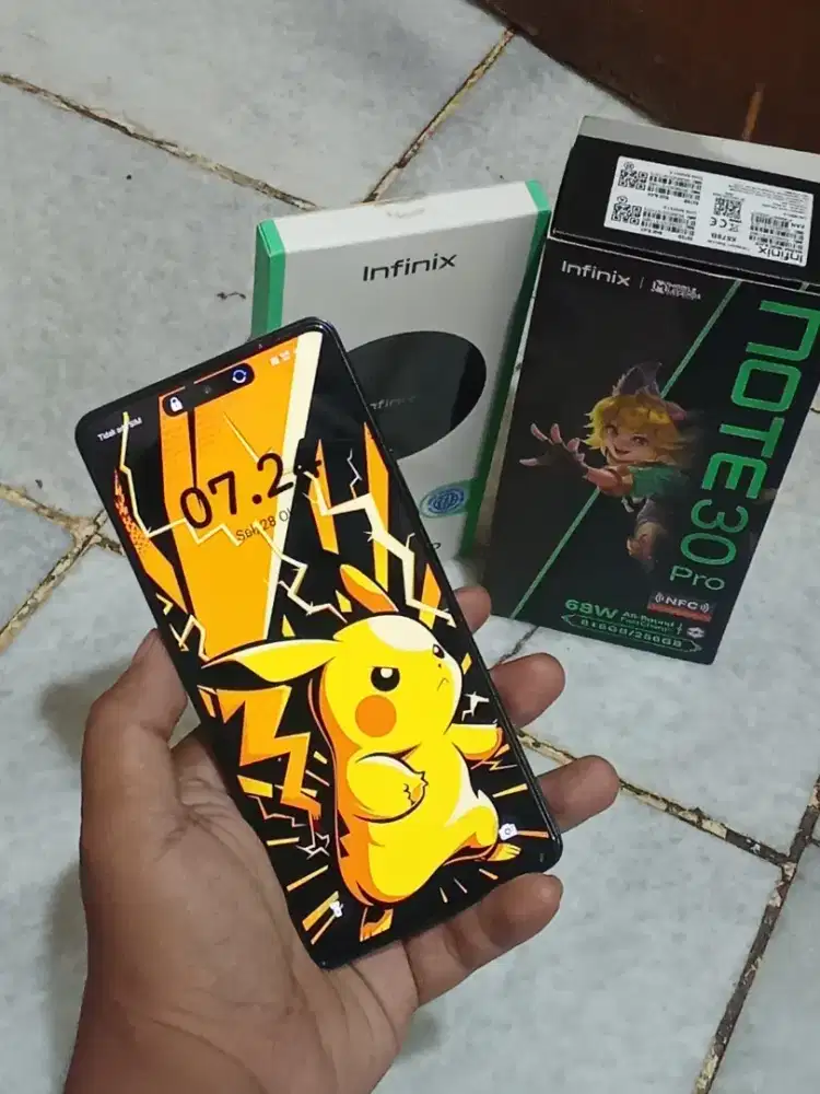 Infinix note 30 pro 8+8/256GB