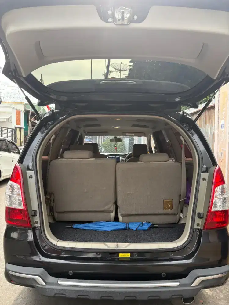 Toyota innova g matic 2014