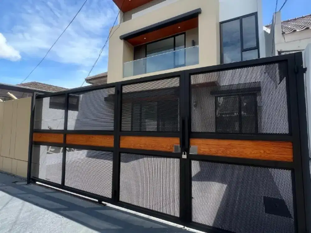 Rumah Baru Modern Design ditengag Kota BSD