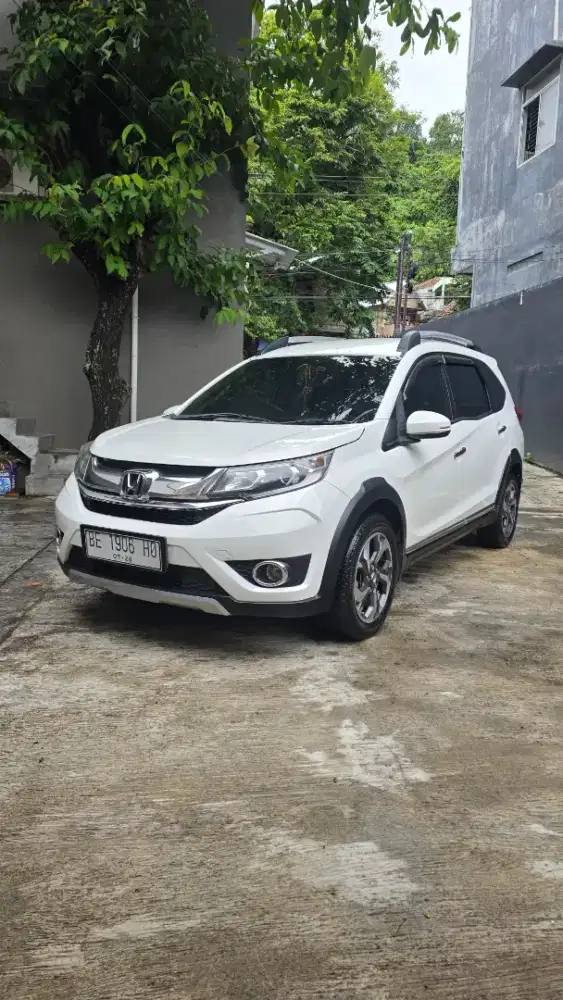 BRV E Automatic 2016