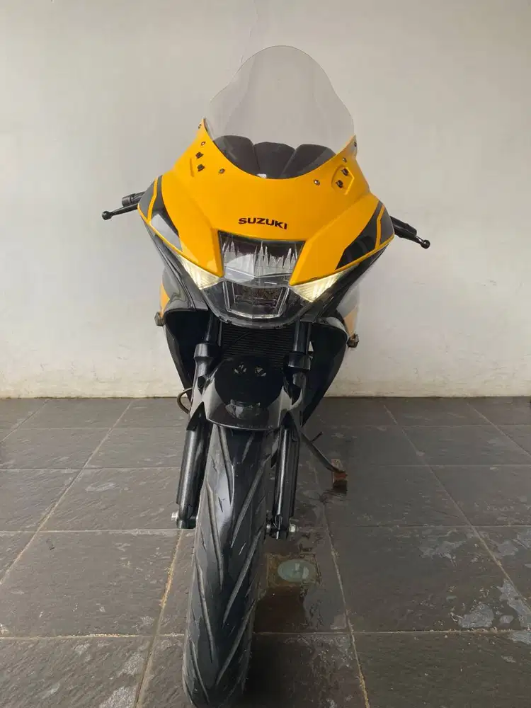 GSX 2021 MULUS KM 10,000