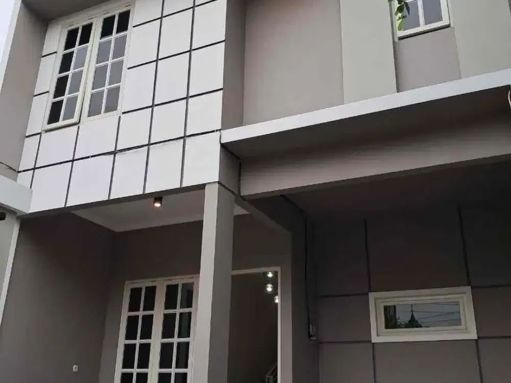 Dekat Ubaya‼️Rumah baru gress tenggilis  1 M-an