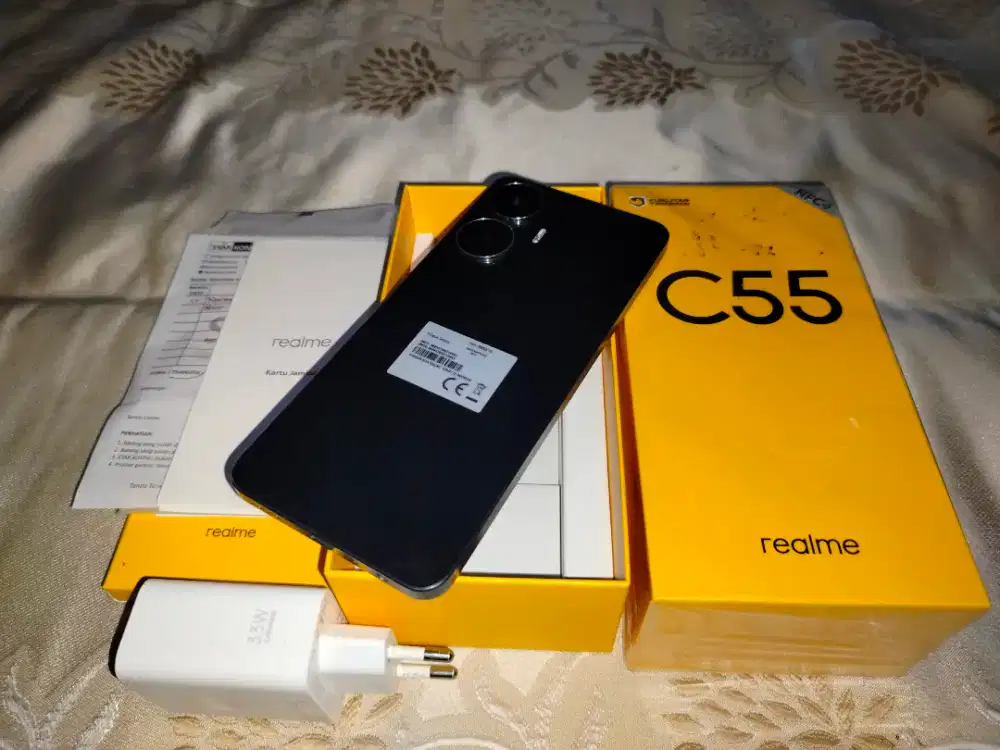 Realme C55 Ram Besar 6+6/128 GB (Kamera Terang 64 MP)