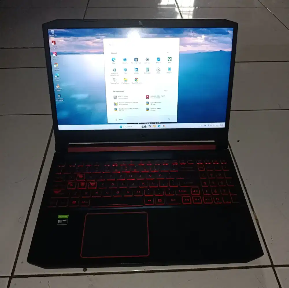 Acer nitro core i5 gen 9 ram 16 SSD 256 hardisk 1 Tera