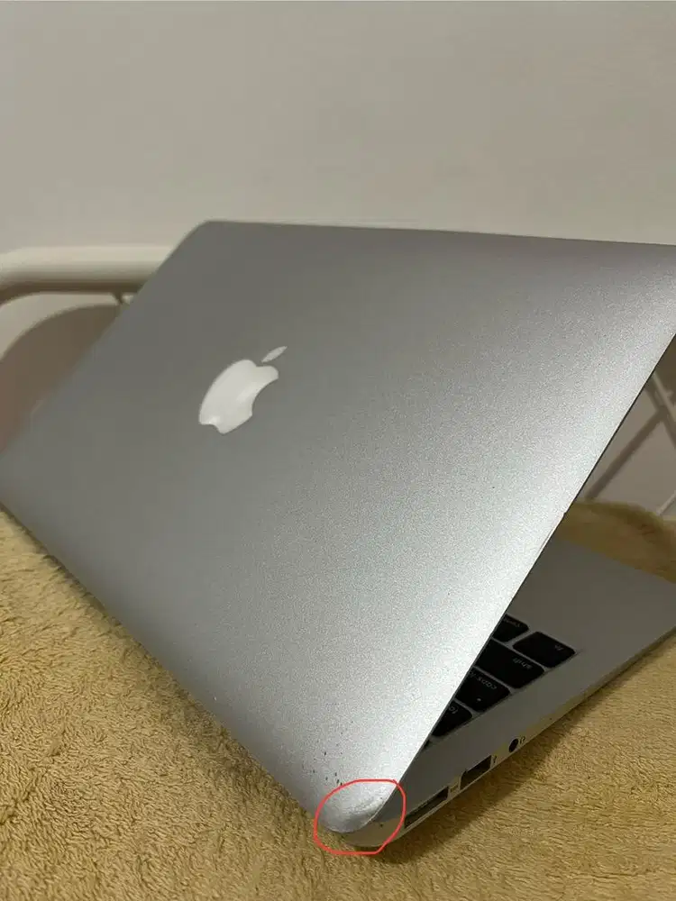 Macbook Air 11 inch 2015