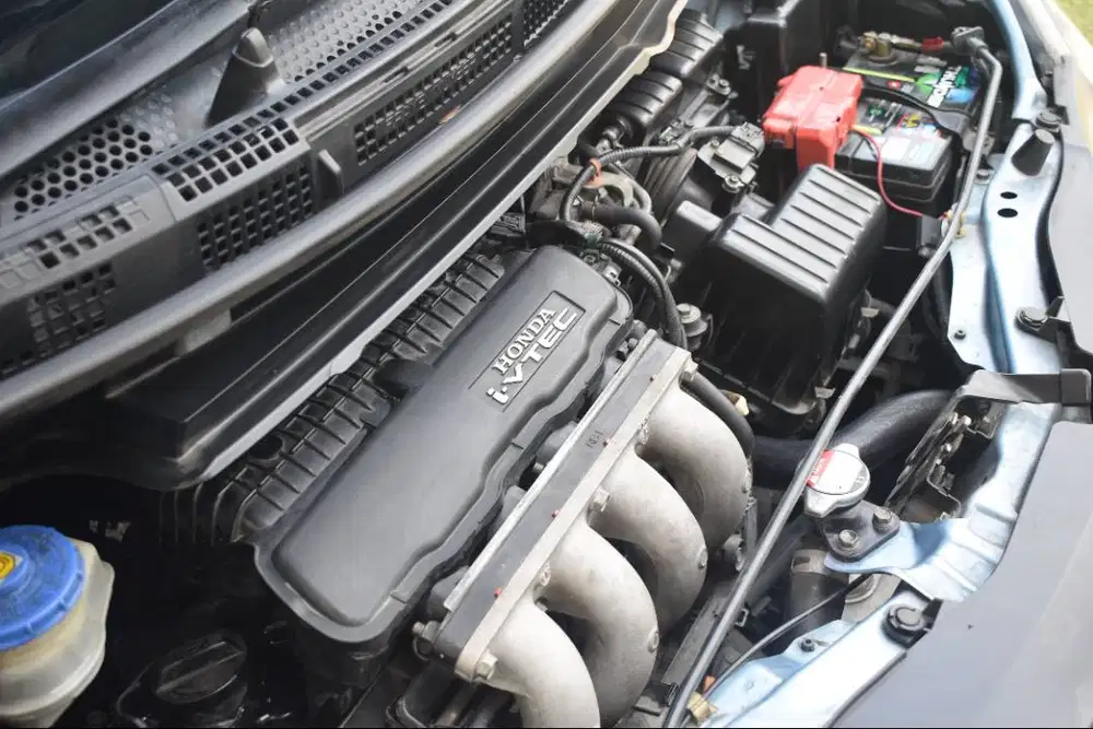 Jual Murah Mobil Mewah Limited Edition Honda Freed 2010