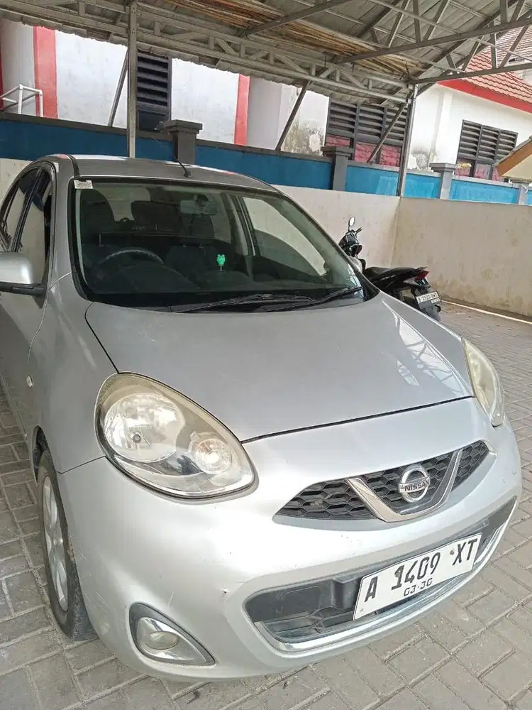 Nissan march 2014
