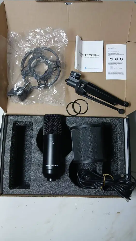 Microphone Condenser + Microphone Arm Stand SOUNDTECH Lite