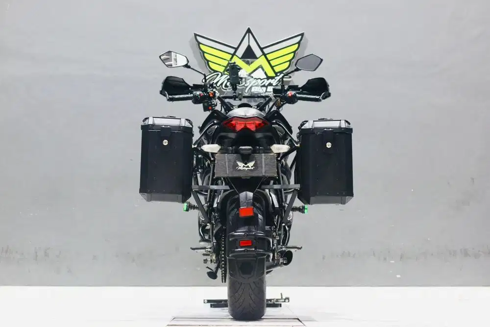 Kawasaki versys 650 like new unit cakep full accesories siap turing