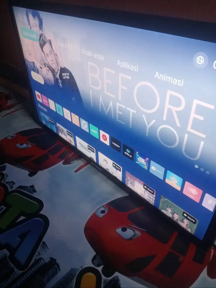 Di jual smart tv Polytron 32inci..baru 8 Bulan