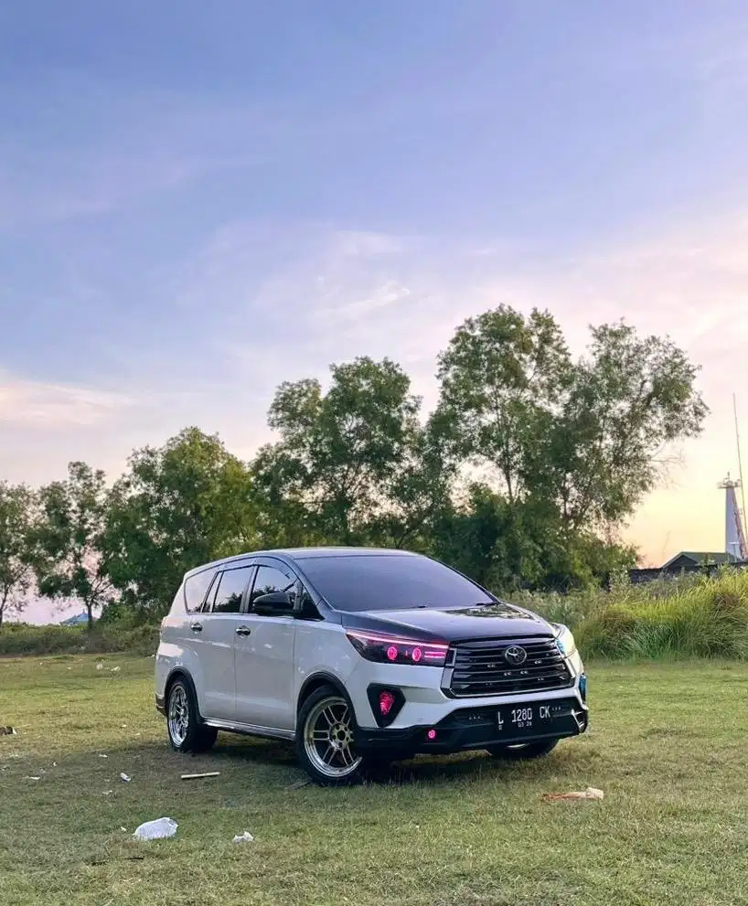 Toyota Innova Reborn Type Q Diesel Automatic 2016