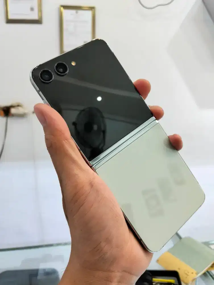 Samsung flip 5 512 gb