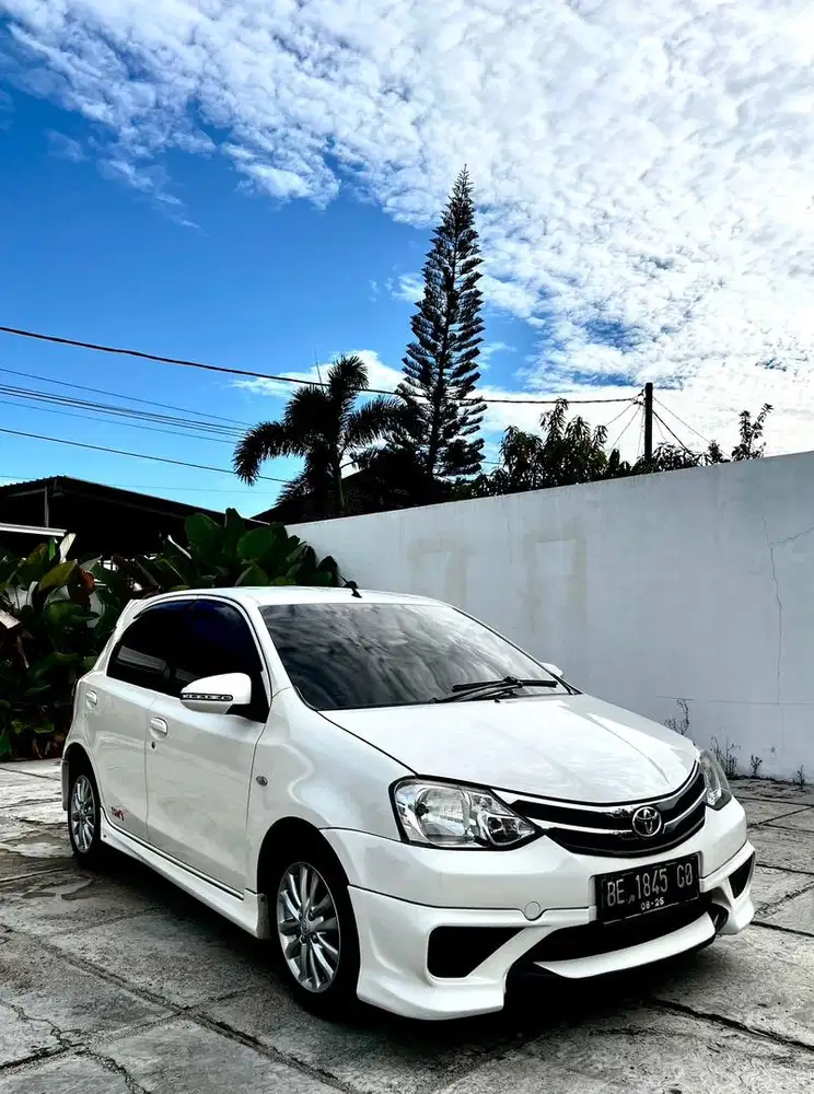 Etios Toms EditionManual 2015