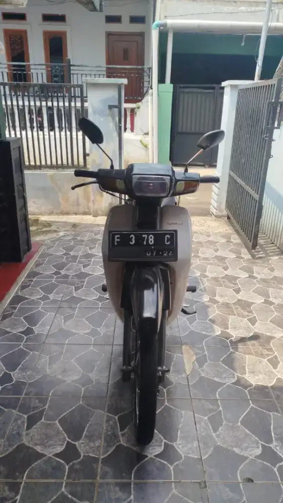 Honda Legenda 2